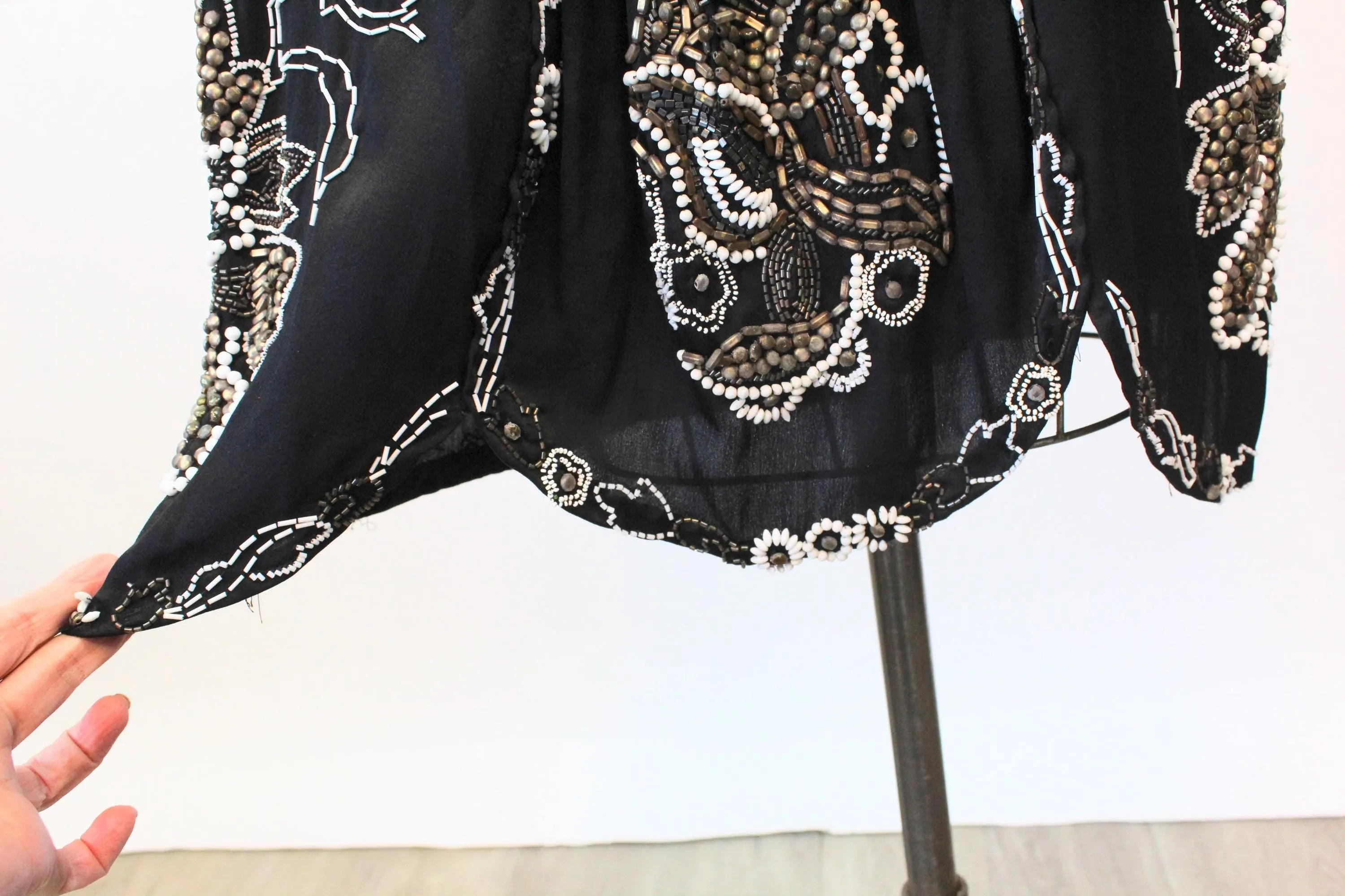 1920s PRISTINE multi beaded silk dress small medium | new fall winter