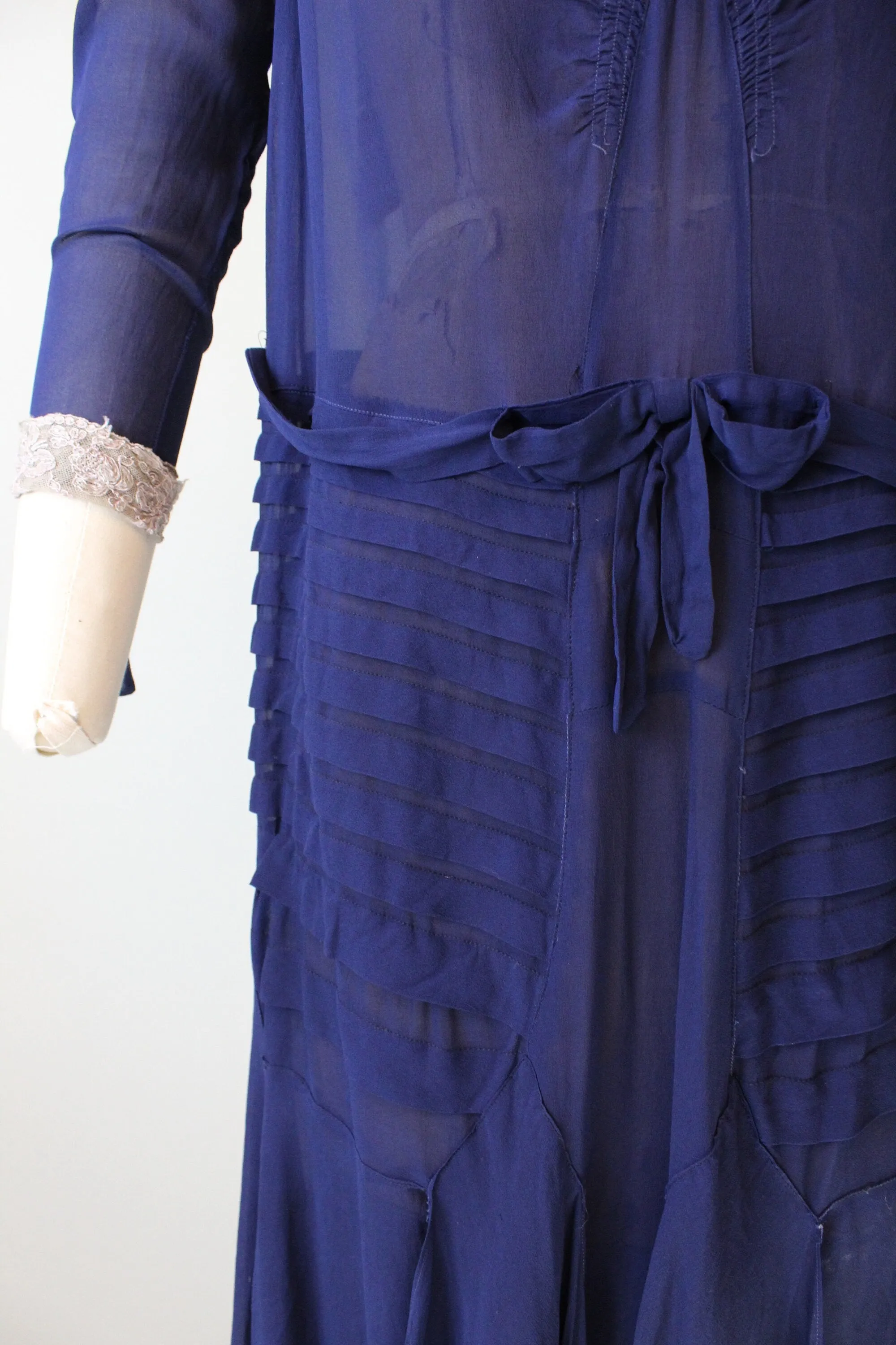 1920s SILK NAVY plunge dress small medium | new fall winter