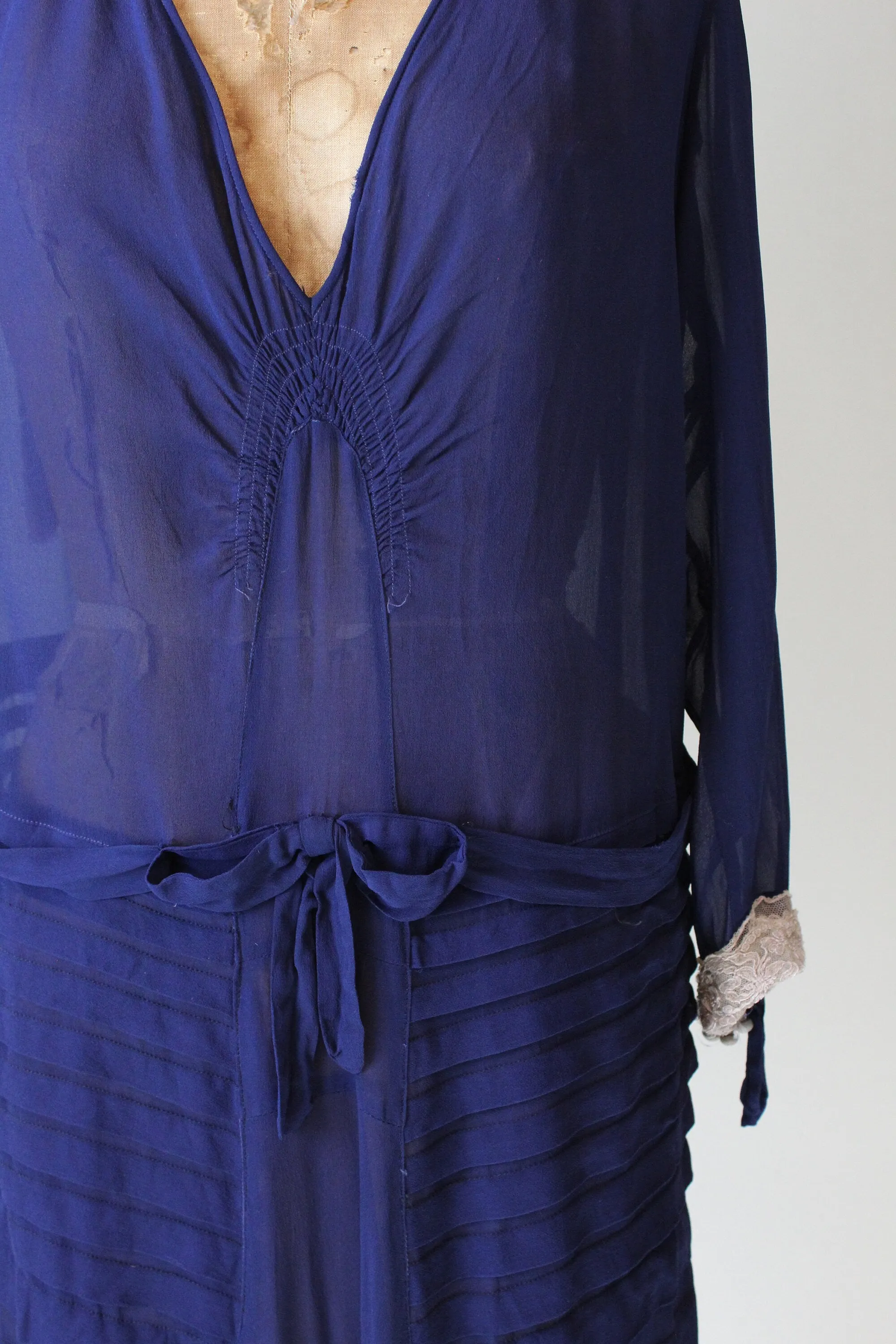 1920s SILK NAVY plunge dress small medium | new fall winter