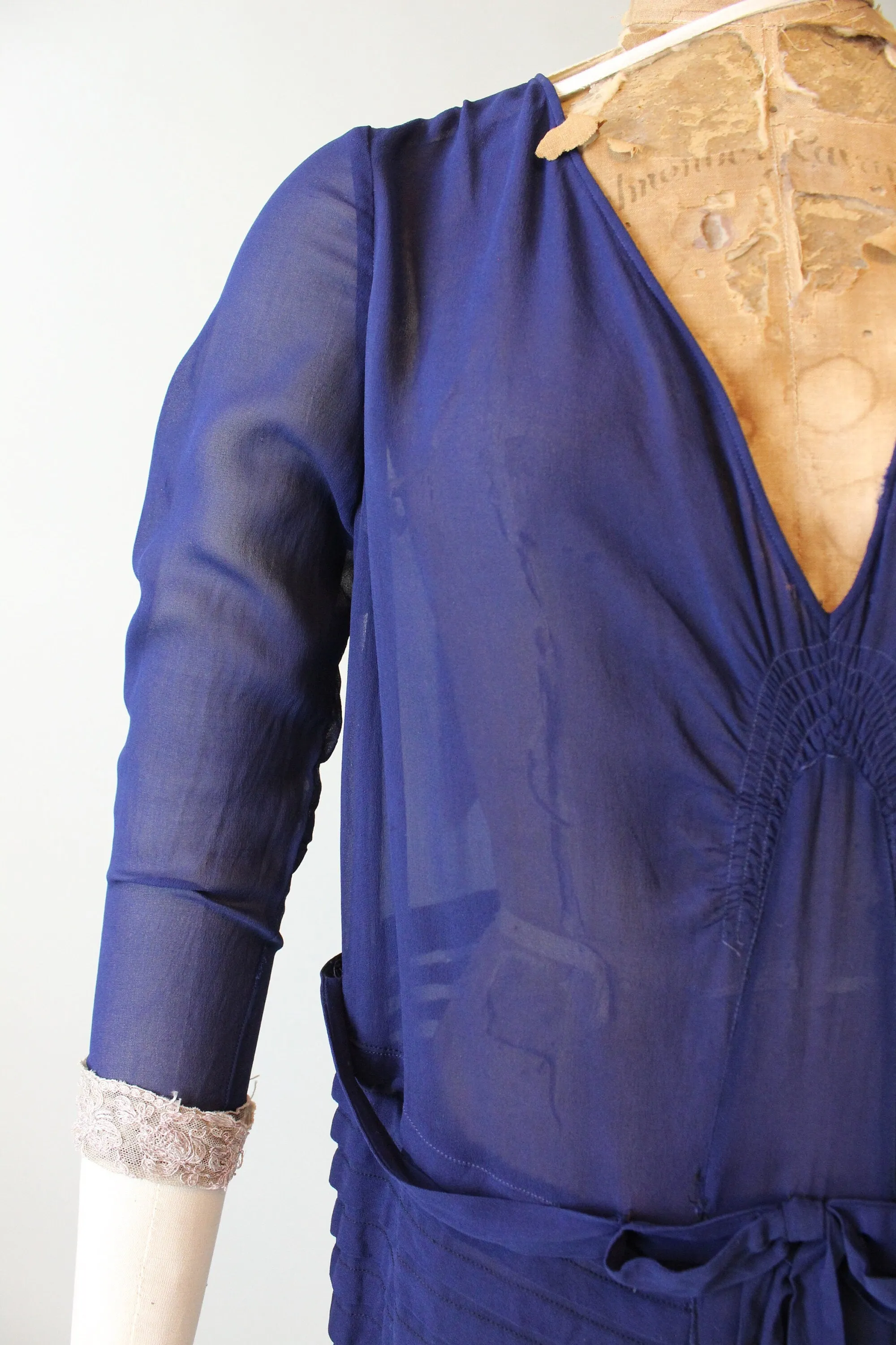 1920s SILK NAVY plunge dress small medium | new fall winter