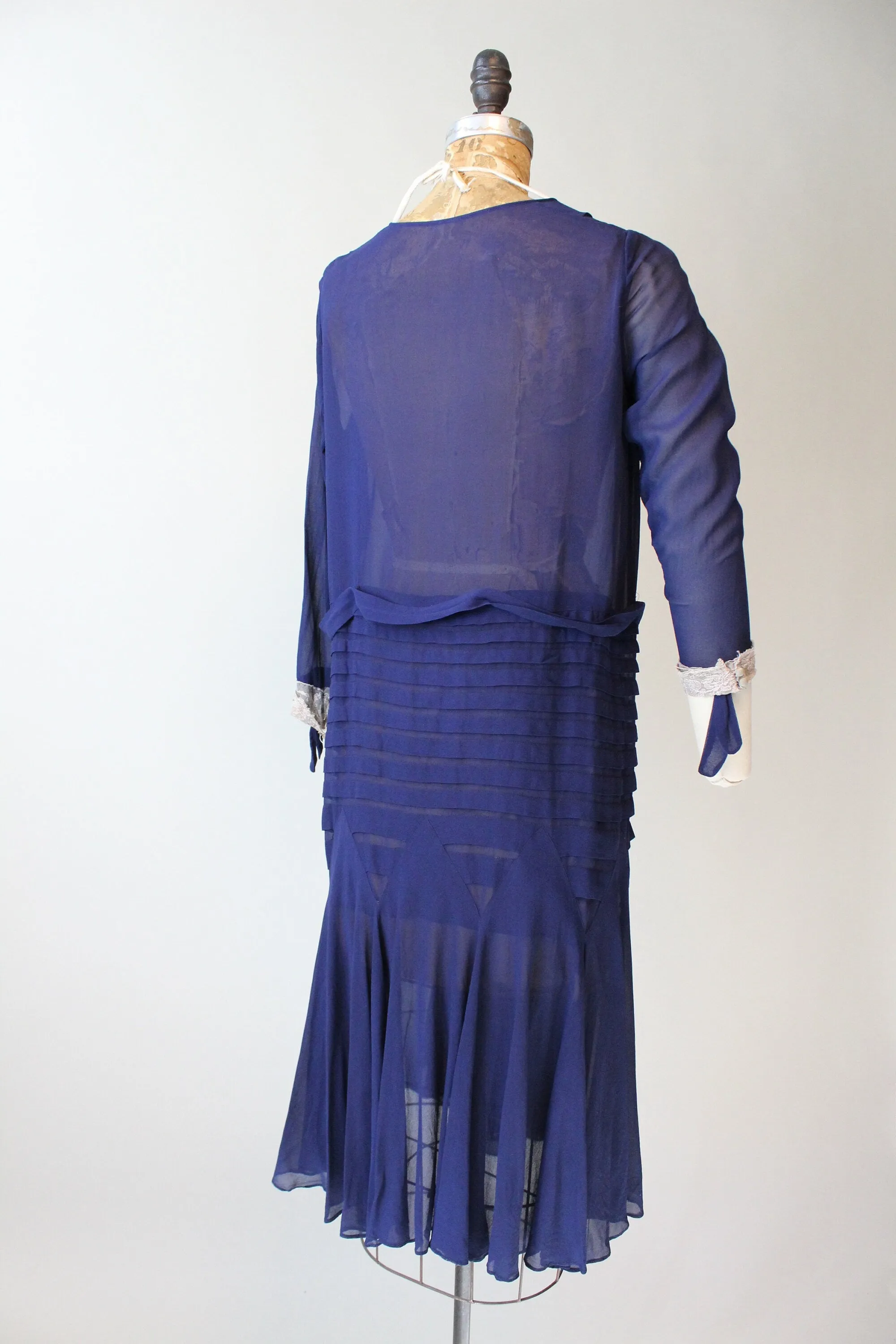 1920s SILK NAVY plunge dress small medium | new fall winter