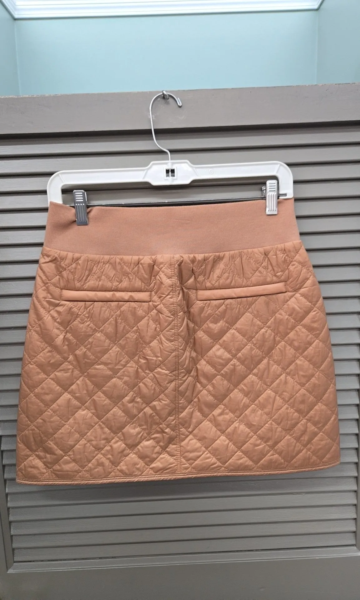 ATHLETA Size 4 Skirt