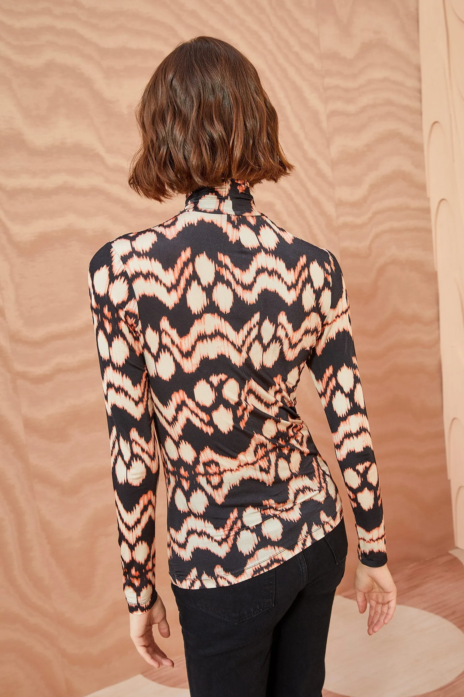 Aurelia Turtleneck