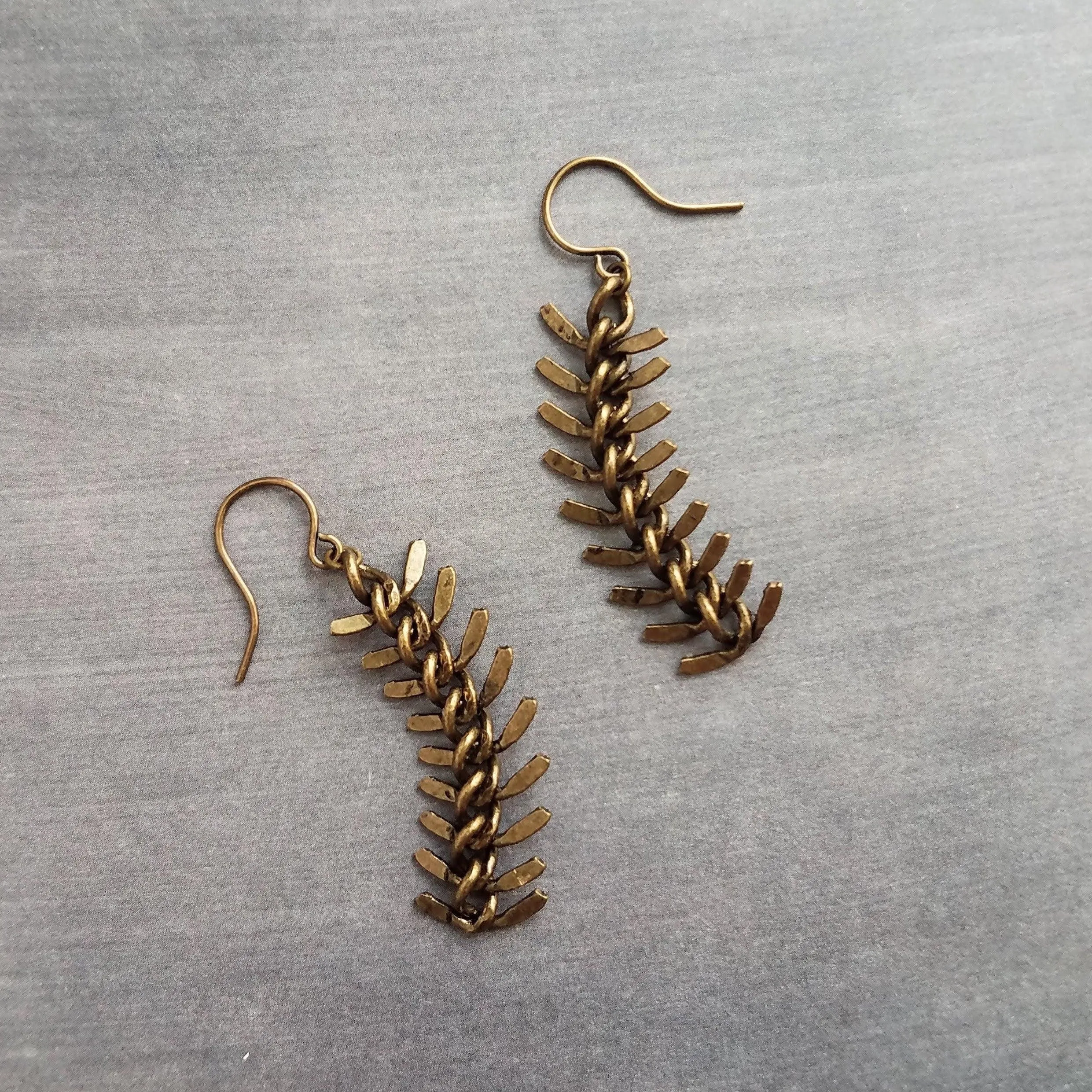 Bronze Arrow Earrings, antique brass earring, long modern earring, chevron earring, fish bone earring, spine vertebrae, feather earring