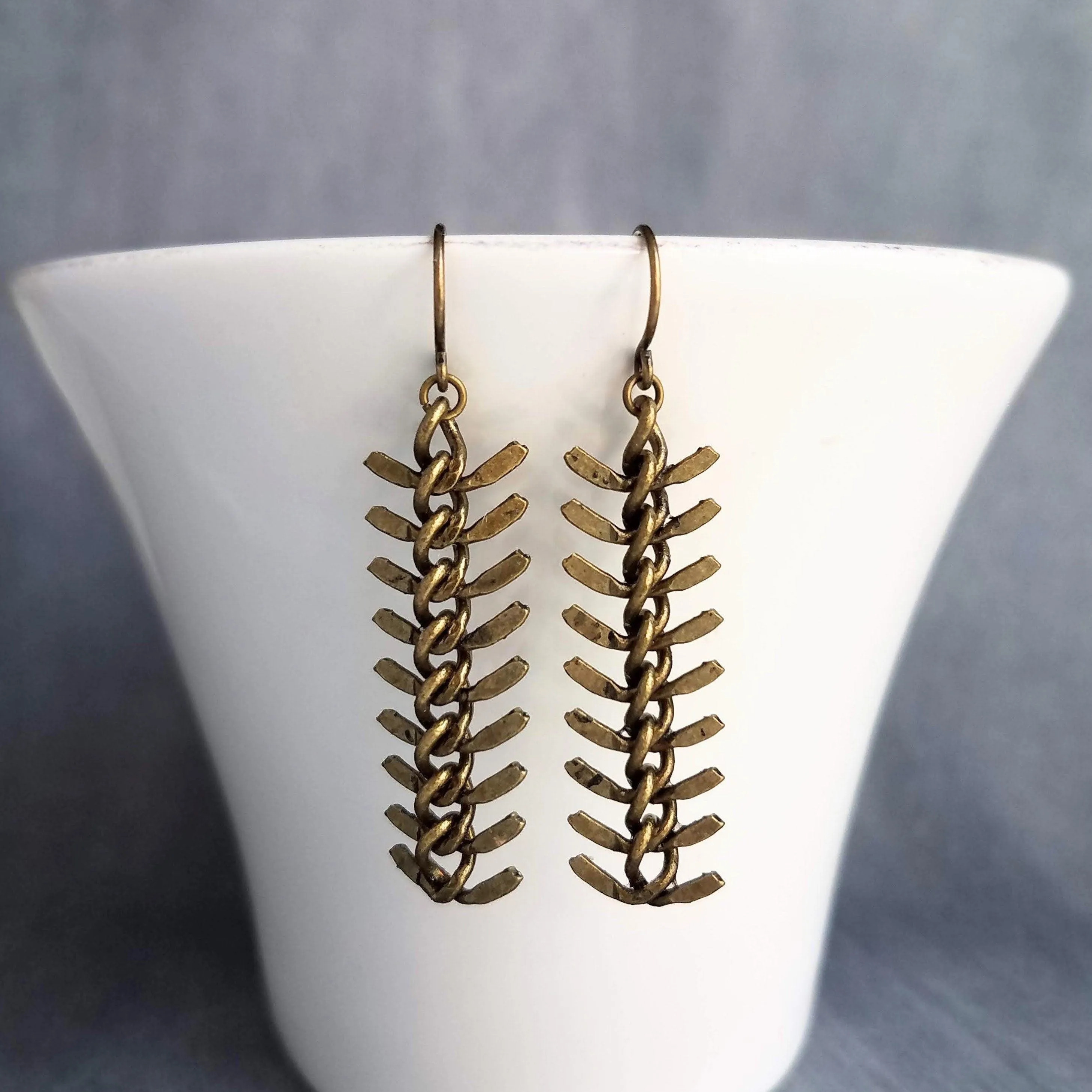 Bronze Arrow Earrings, antique brass earring, long modern earring, chevron earring, fish bone earring, spine vertebrae, feather earring