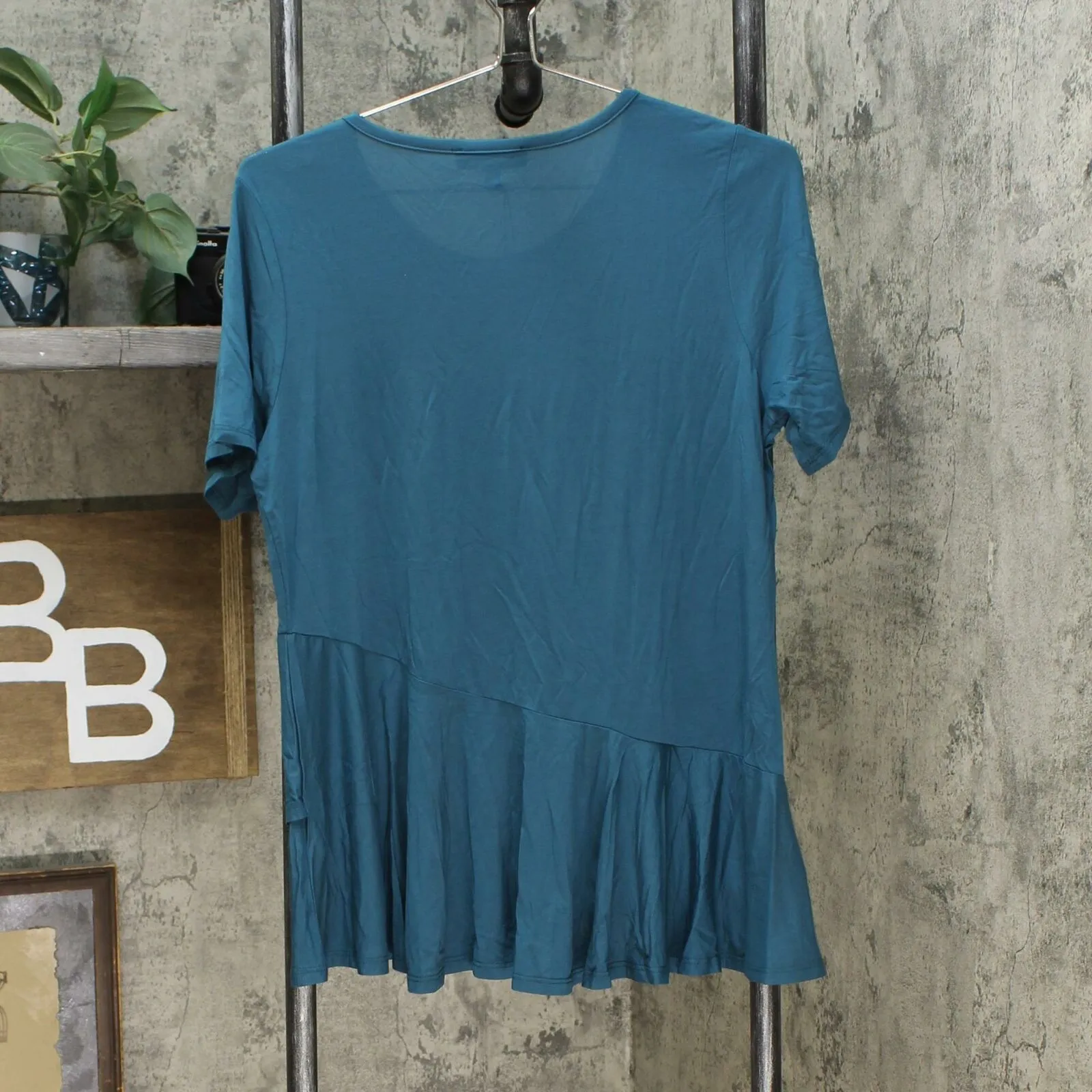 DG2 by Diane Gilman Women's Flowy Crossover Peplum Top