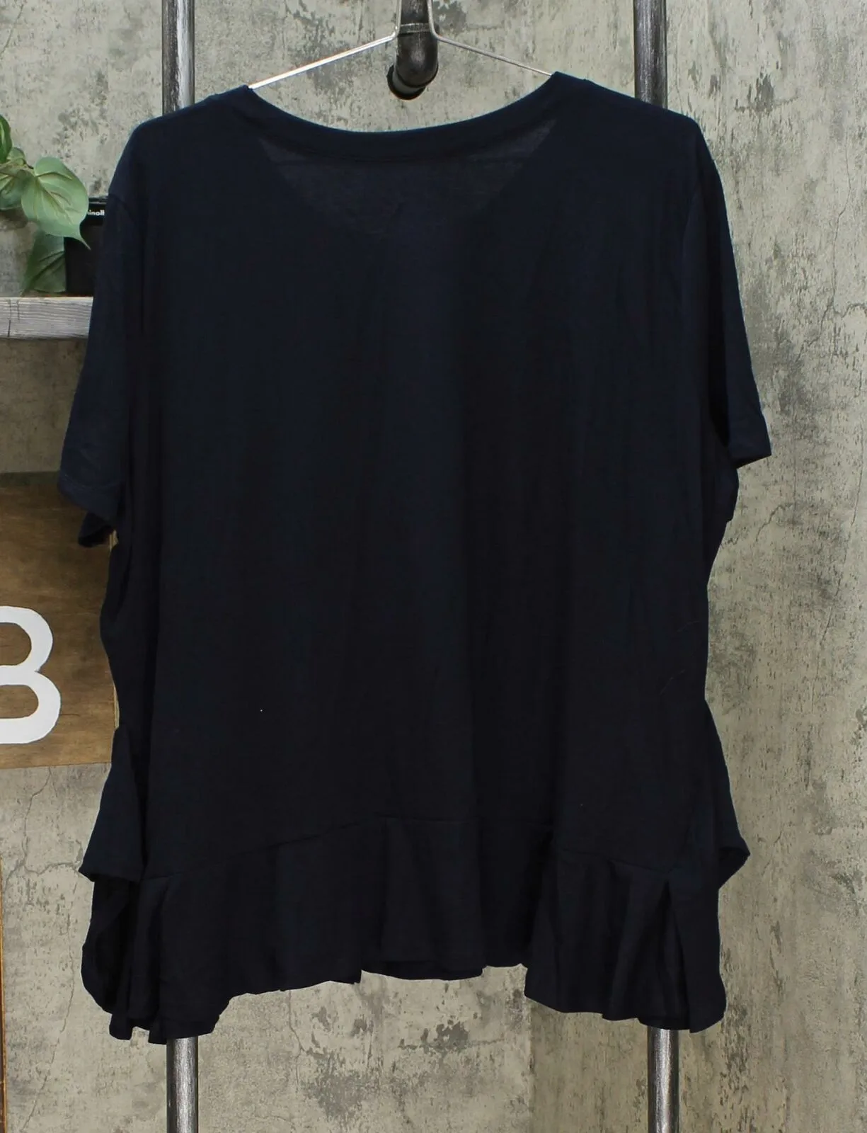 DG2 by Diane Gilman Women's Plus Size Asymmetric Ruffle Hem Top