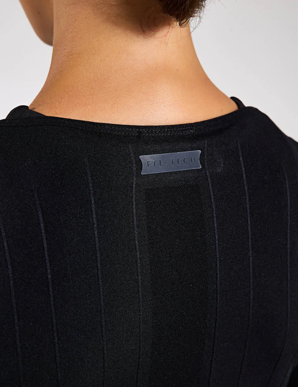 Hilma T-Shirt - Black