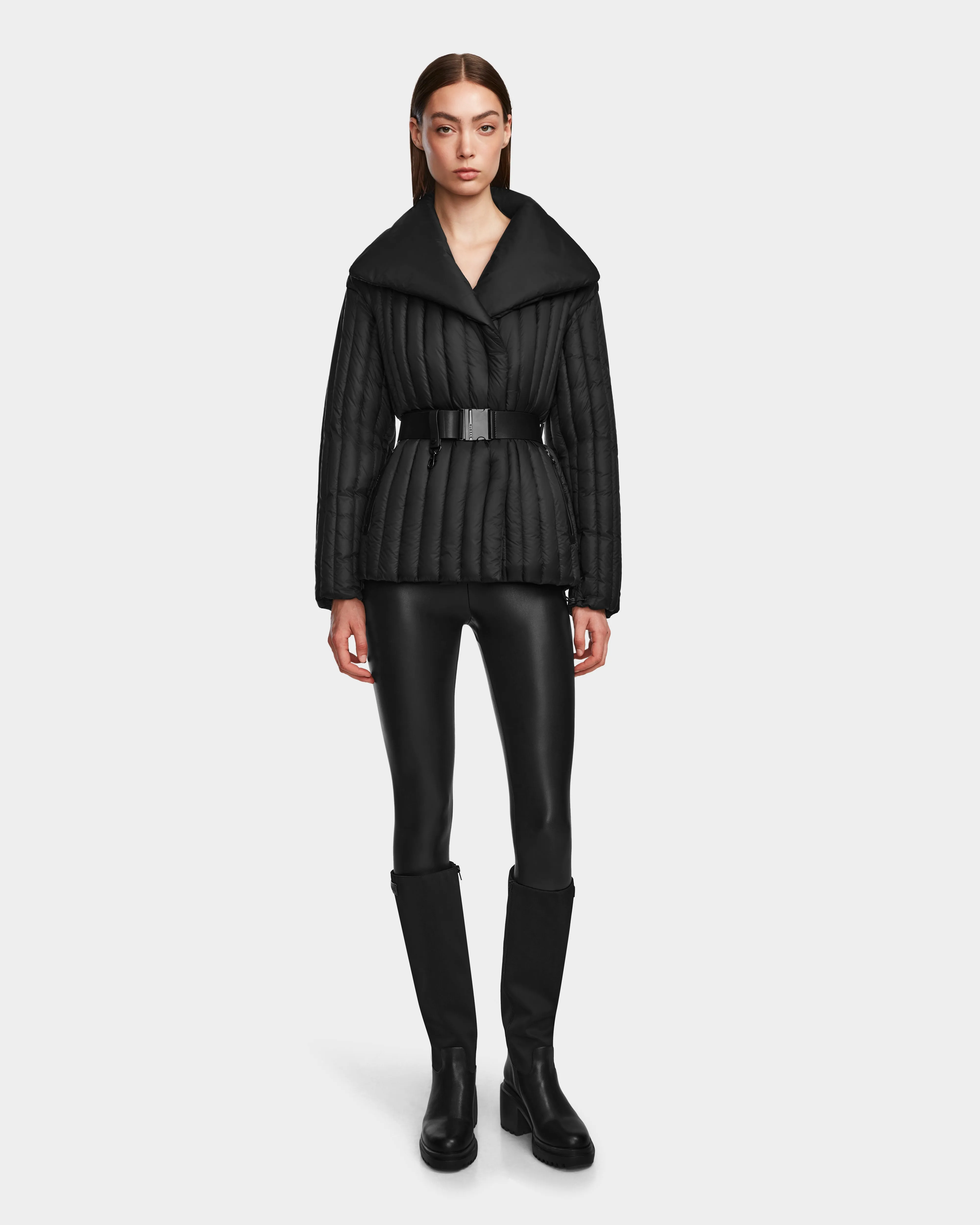 INES T - 8124625 Black
