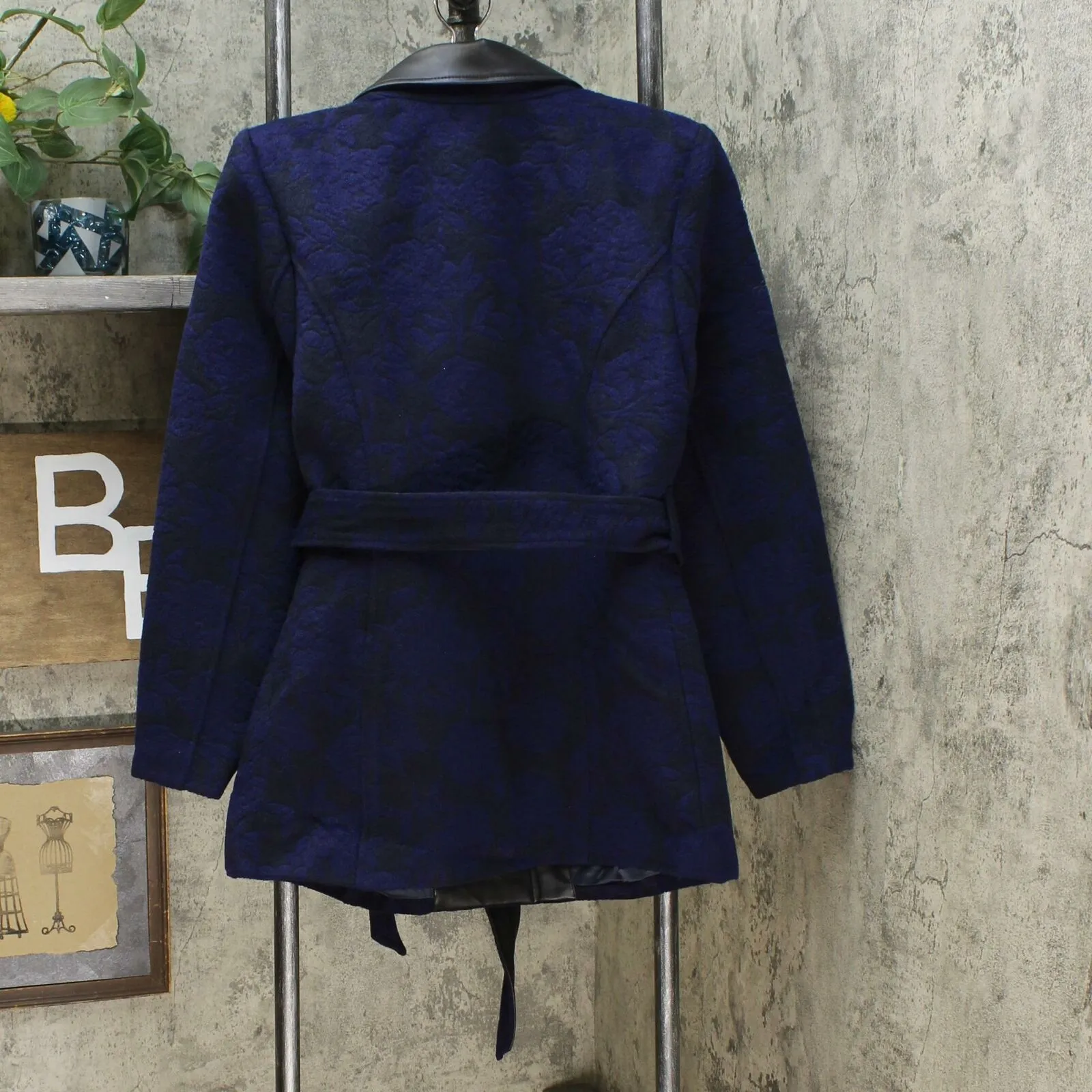MOTTO Women's Floral Jacquard Coat With Faux Leather Trim