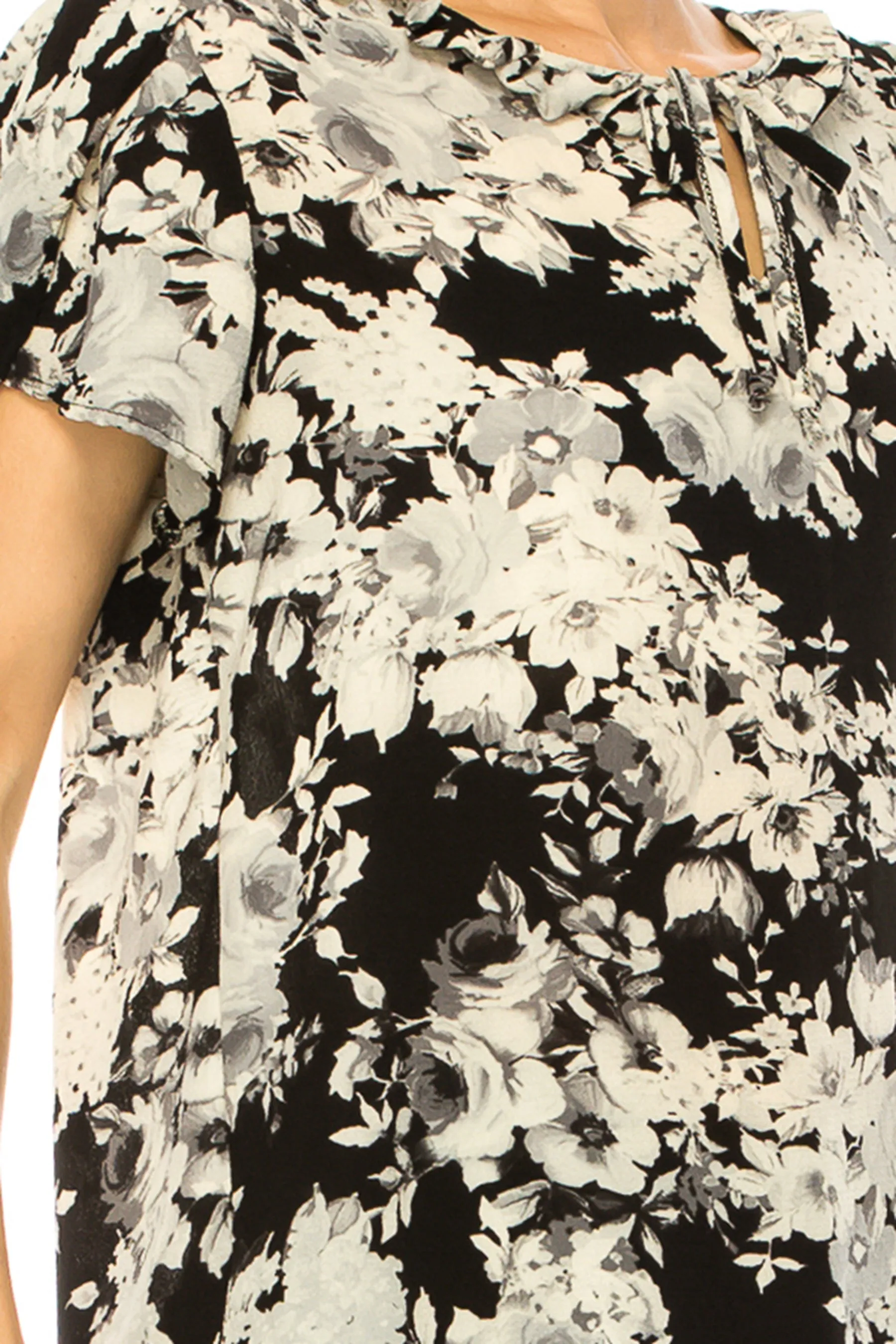 Plus size Solid Overlapping Short Sleeve Top B82901 $9.50Each