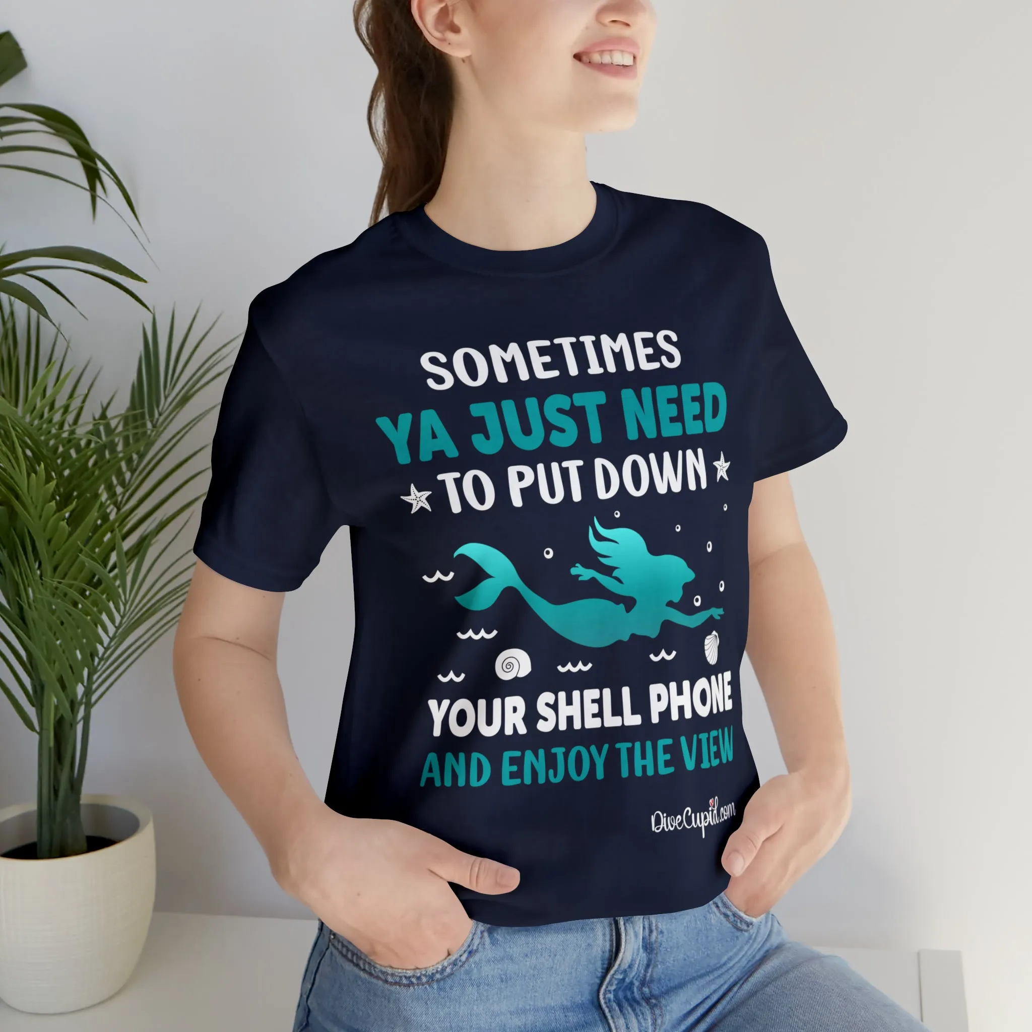"Shell Phone" Fitted T-shirt
