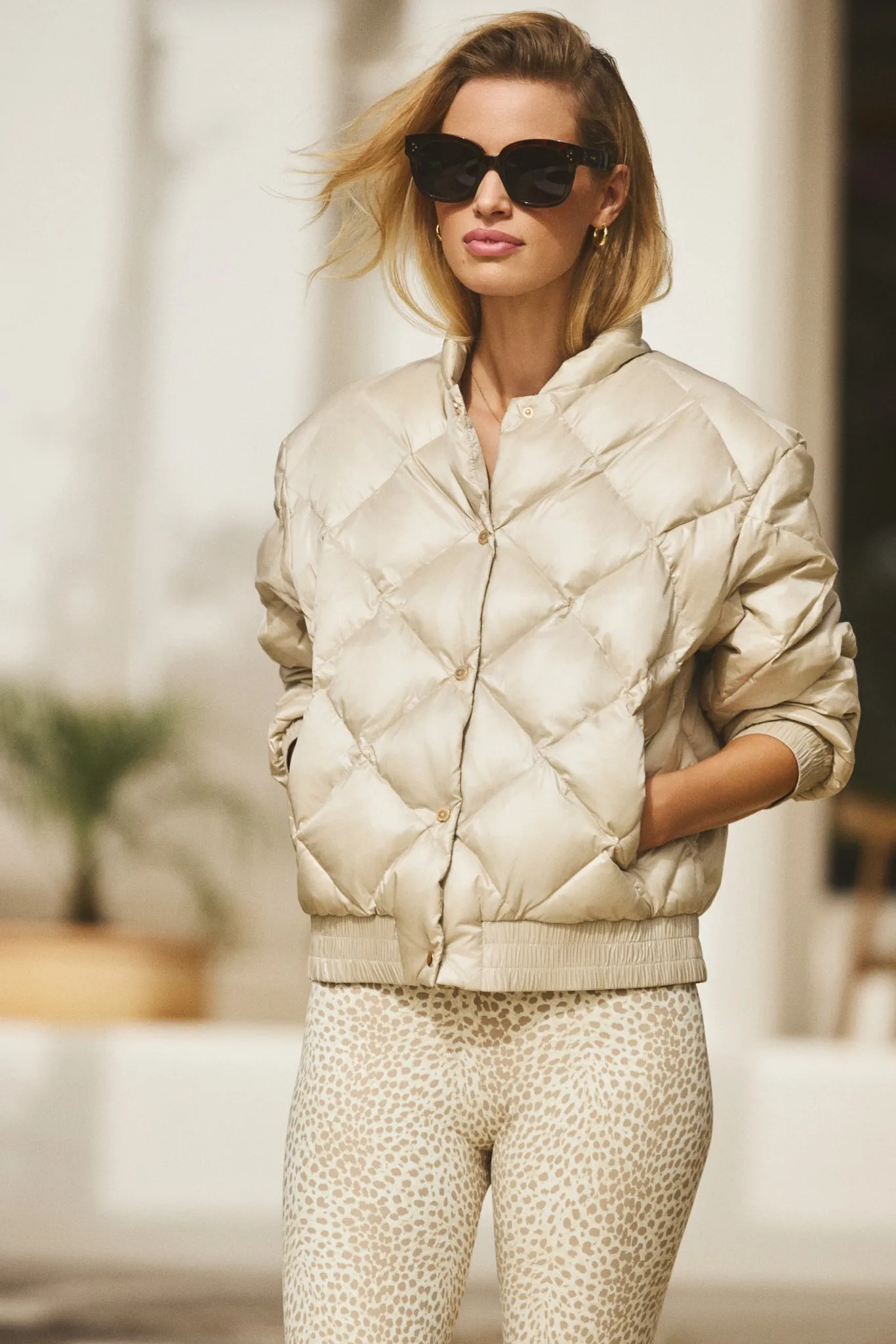 Scarlet Jacket | Pearl