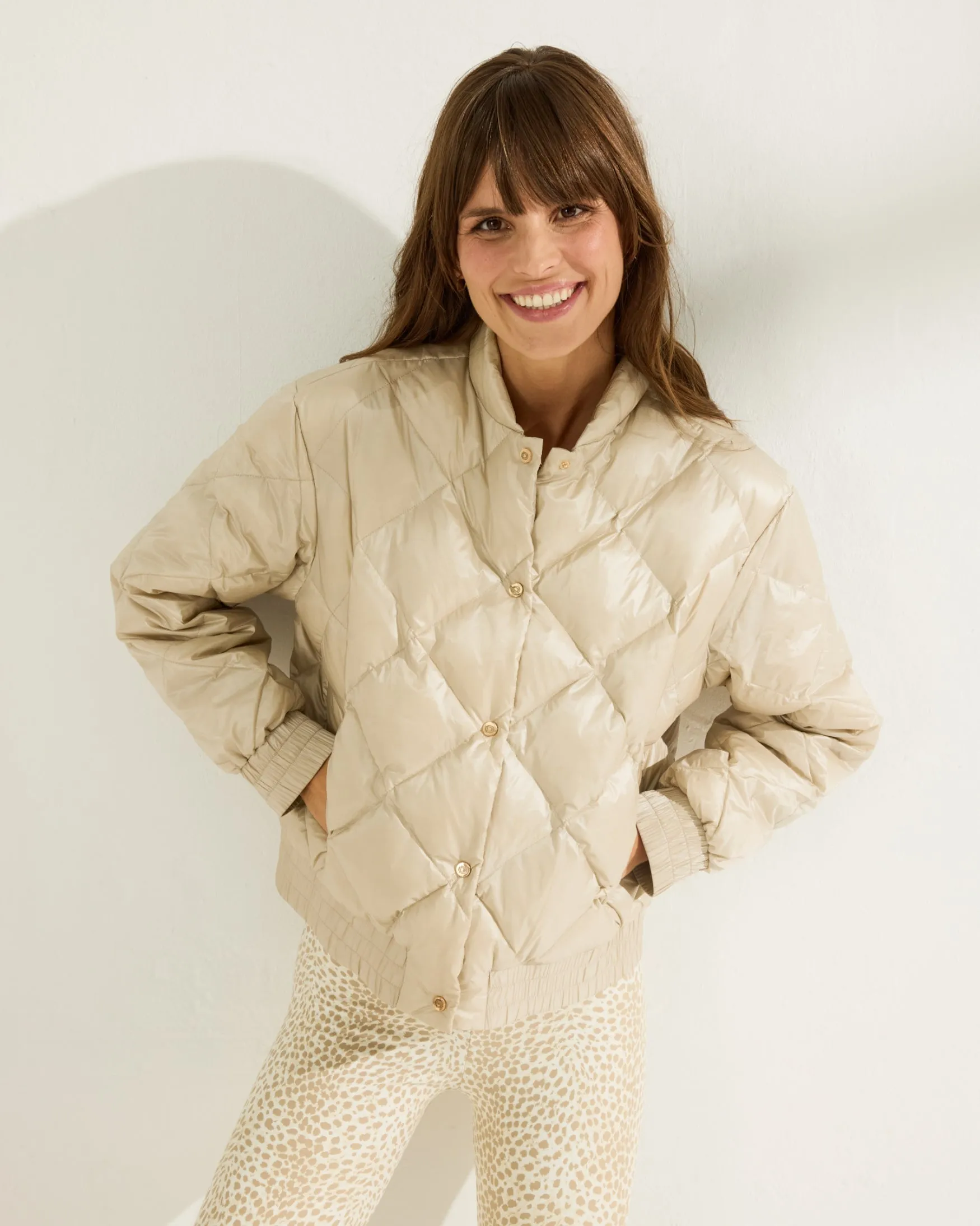 Scarlet Jacket | Pearl