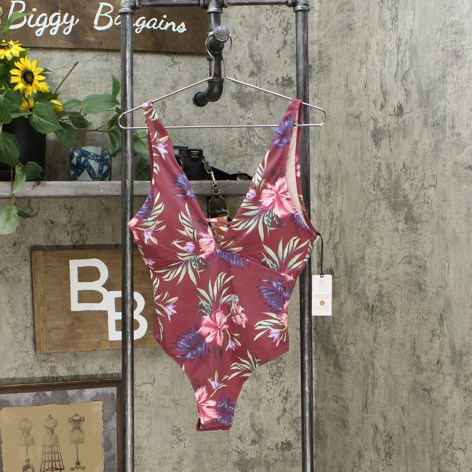 Shade & Shore Women's Plunge Front One Piece Swimsuit