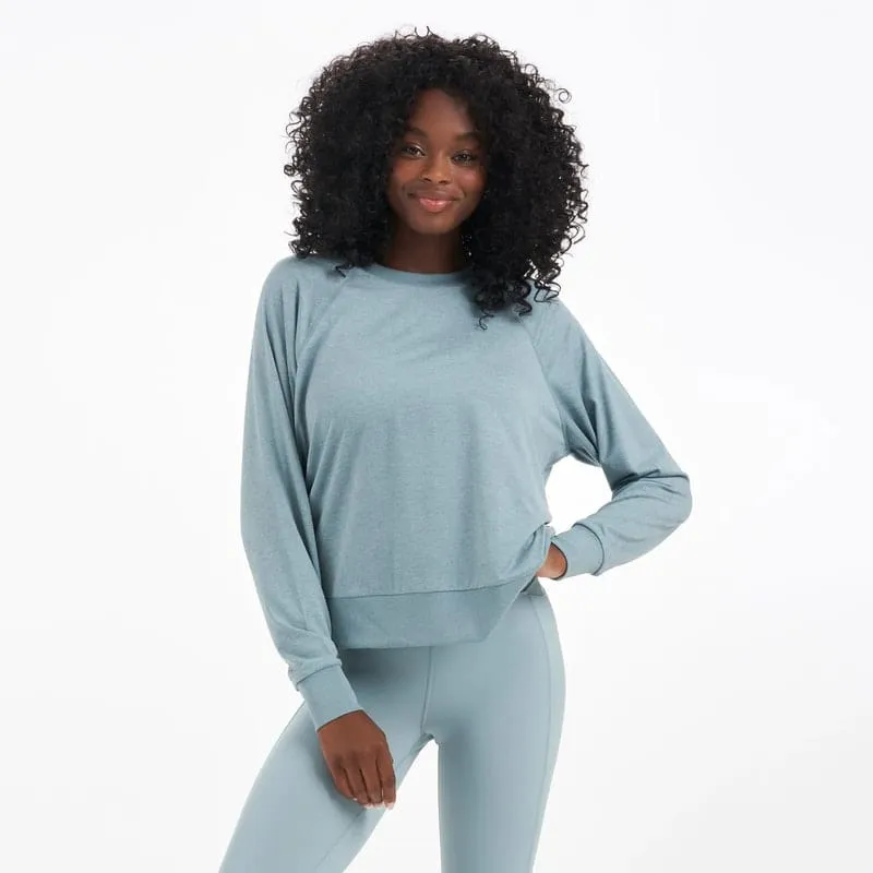 Vuori Women's Long Sleeve Halo Crew