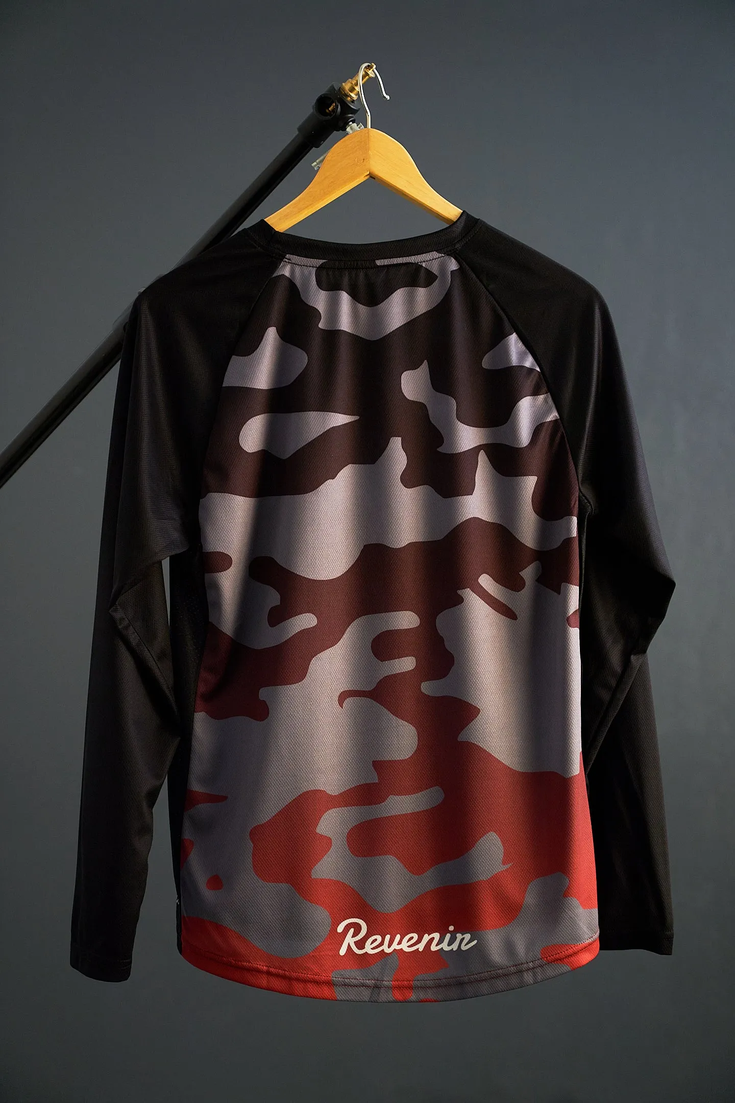 Women's Camo Fade Enduro Jersey G/R
