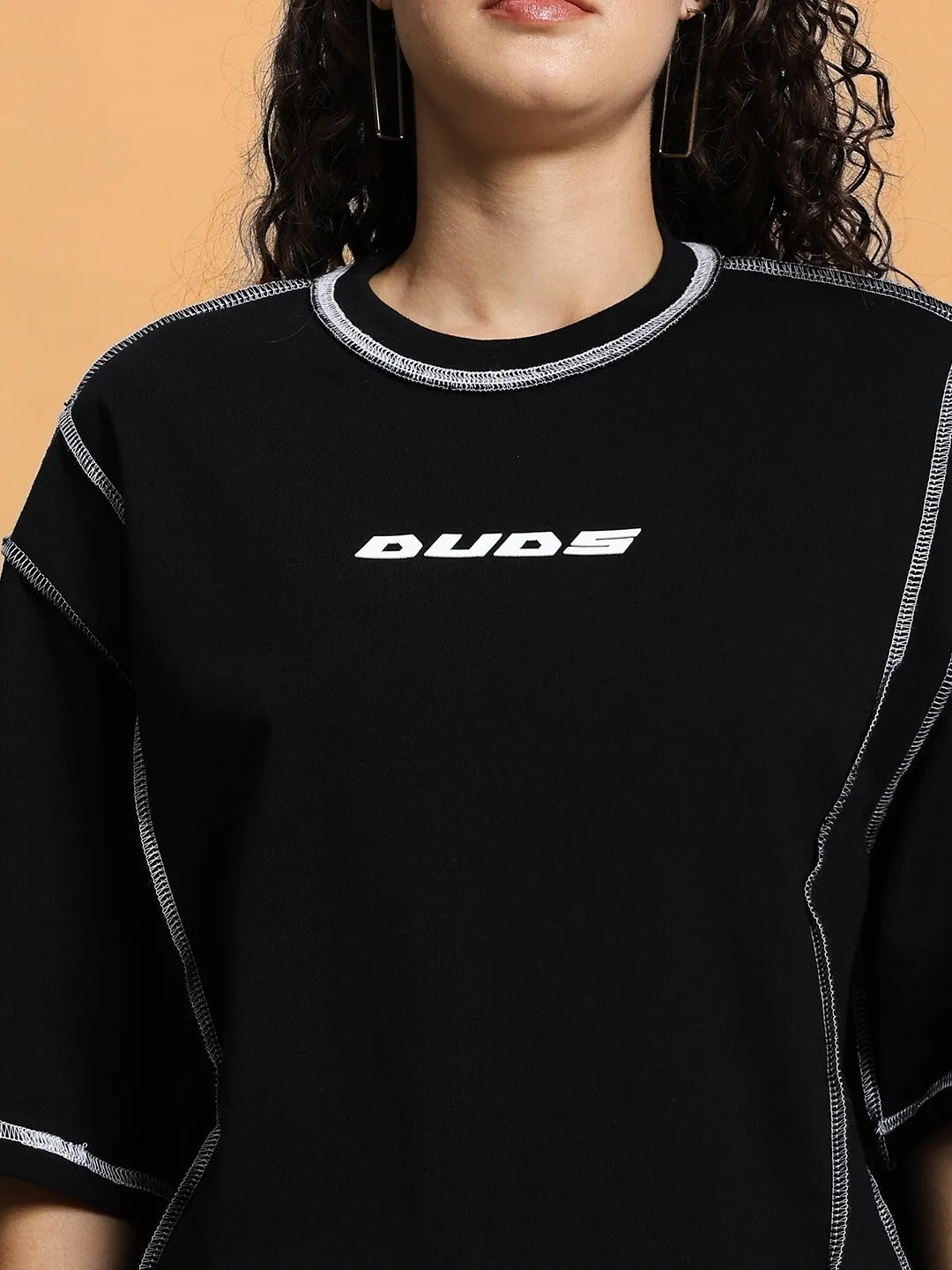 WOMEN'S DYNAMIC OVER-SIZED CLASSIC T-SHIRT (BLACK)
