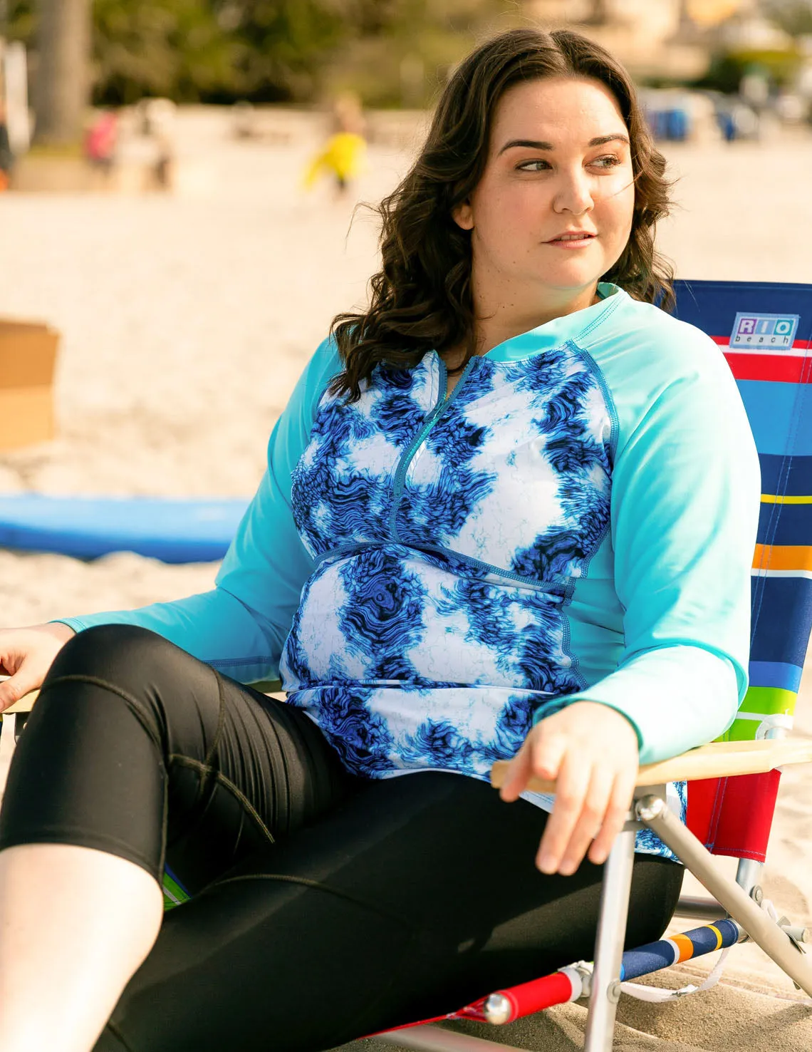 Women's Long Sleeve Quarter Zip Rash Guard (Regular & Plus Size) - Paisley/Black