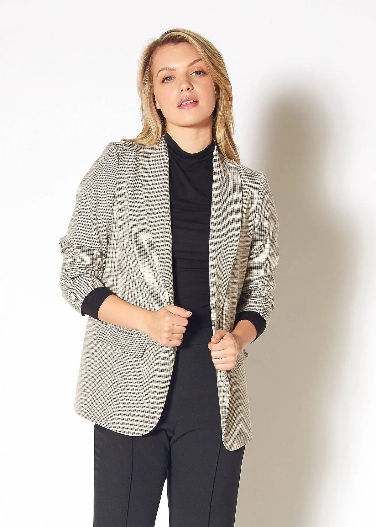Women's Open Front Blazer in Black Houndstooth Plaid