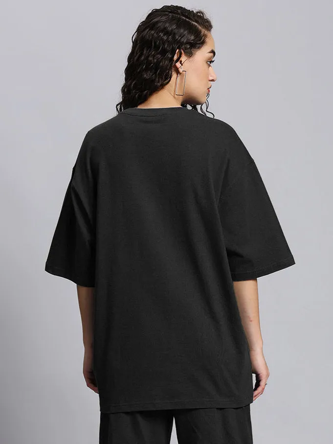 WOMEN'S OUTLOOK OVER-SIZED T-SHIRT (BLACK)