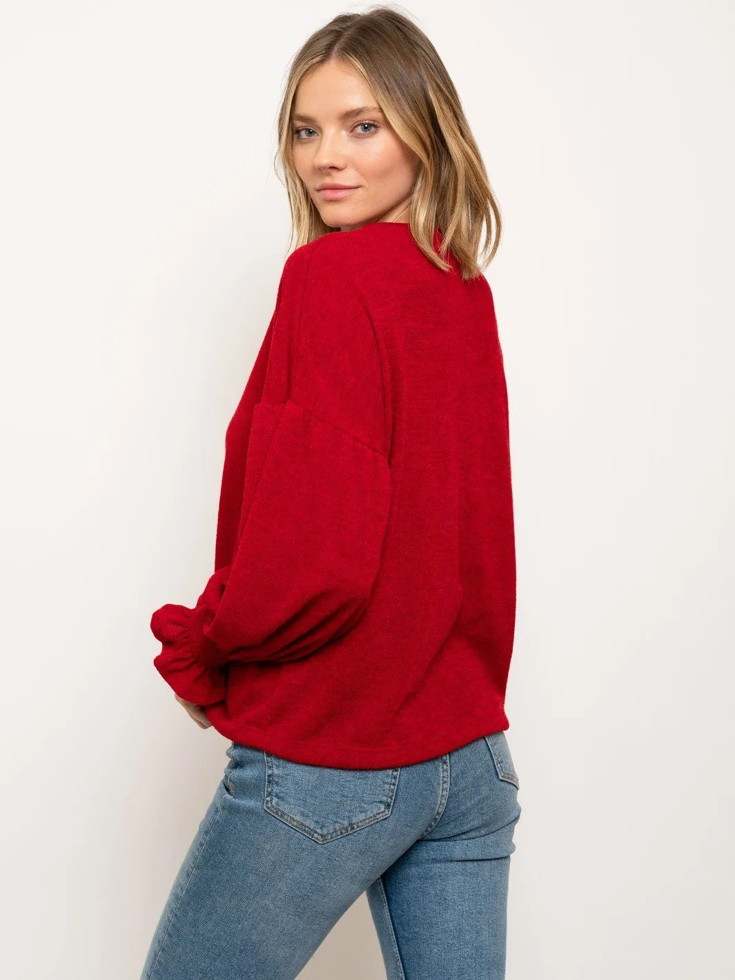WOMEN'S RUCHED LONG SLEEVE TOP