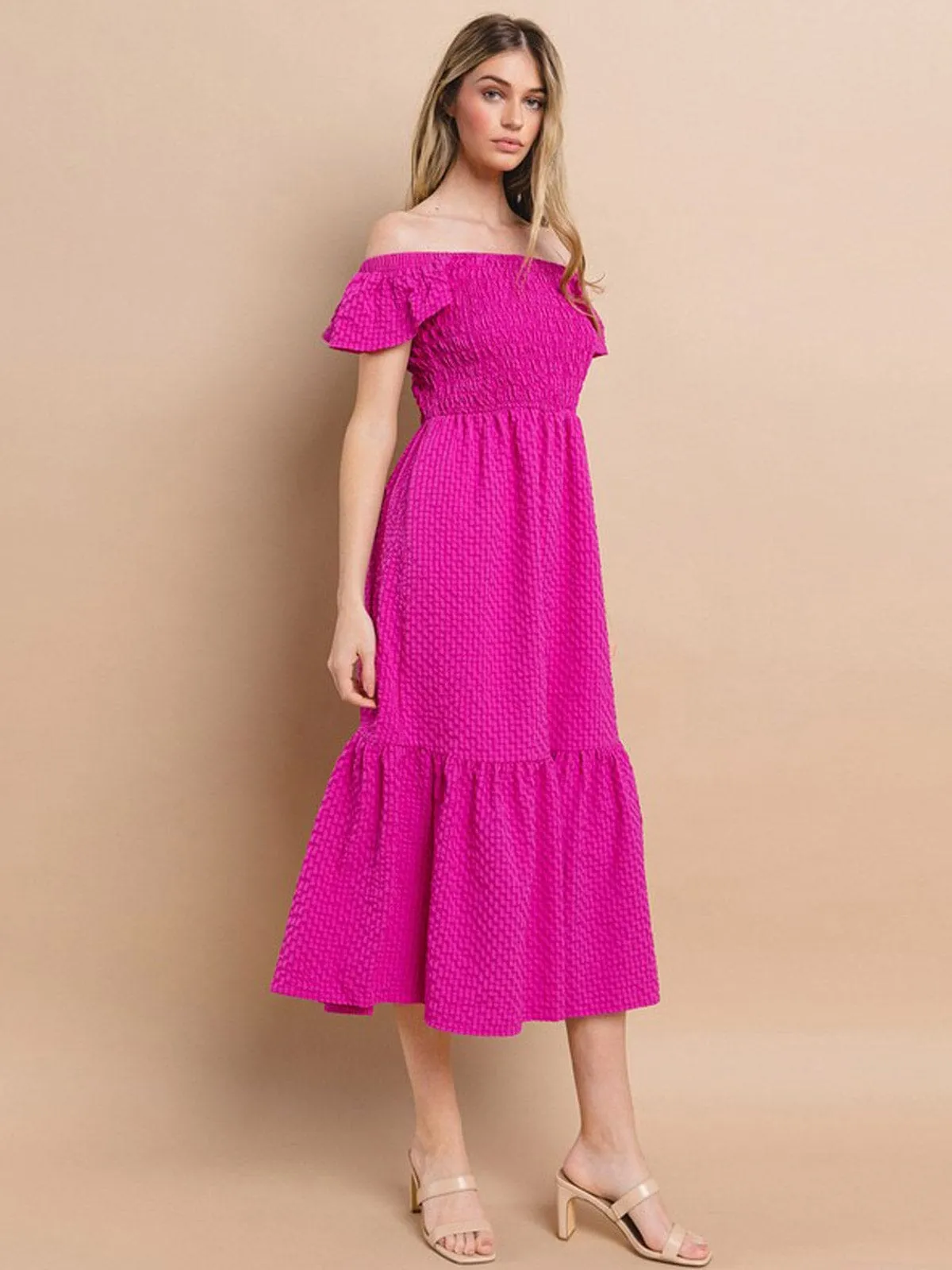 WOMEN'S SHORT SLEEVE SQUARE NECK RUCHED POCKETS TIERED MIDI DRESS