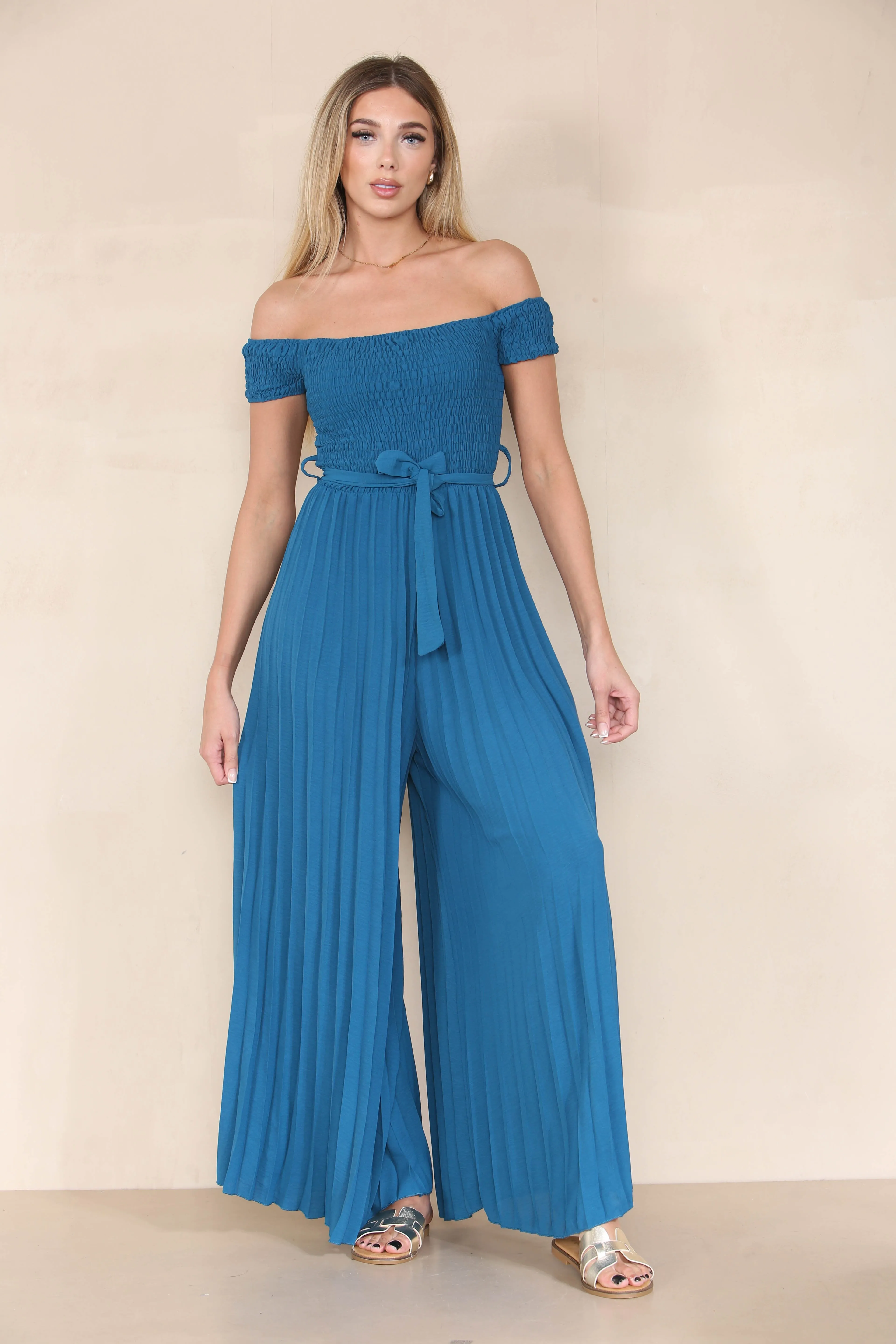 Women's Trendy Plain Off The Shoulder Waist Tie Pleated Jumpsuit
