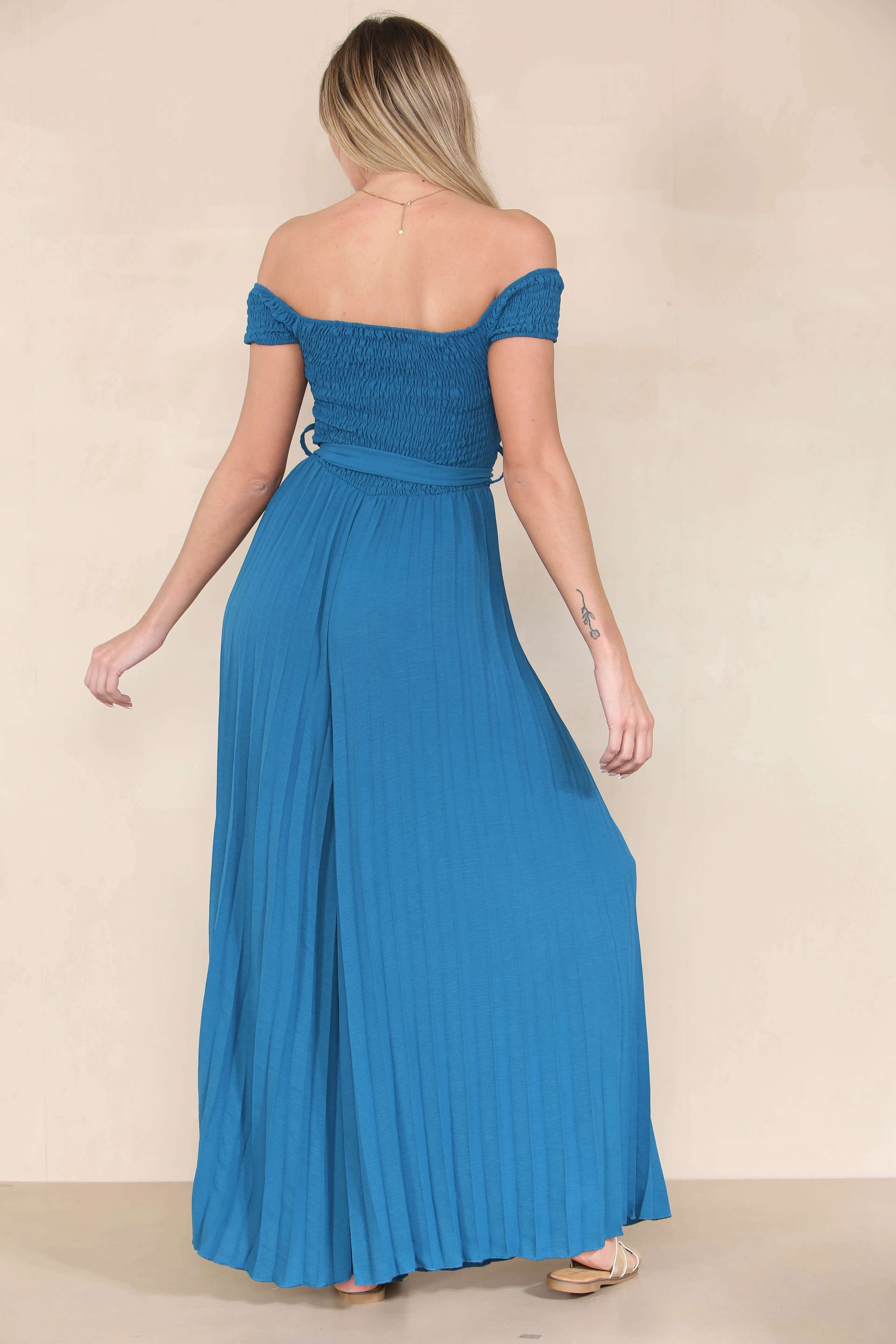 Women's Trendy Plain Off The Shoulder Waist Tie Pleated Jumpsuit